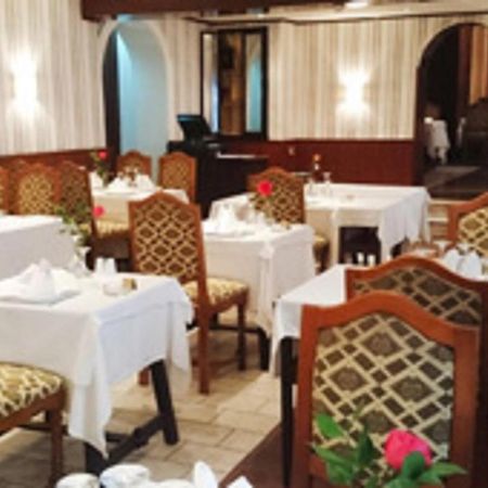 Hotel Suisse Algiers Luaran gambar