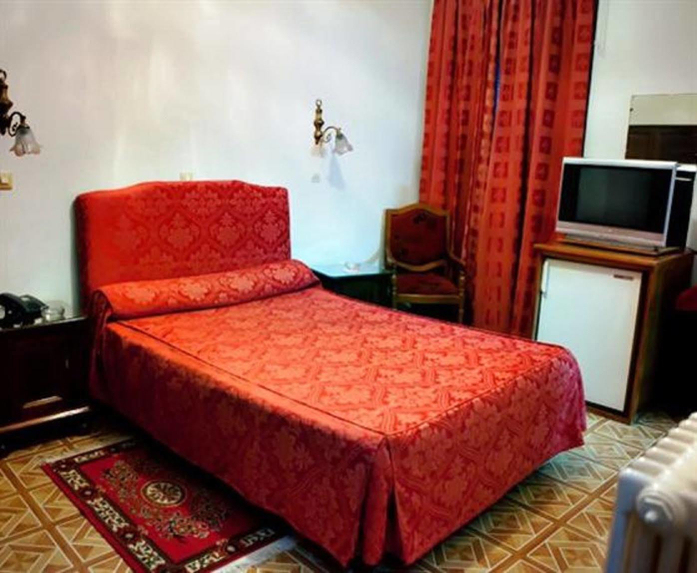 Hotel Suisse Algiers Luaran gambar
