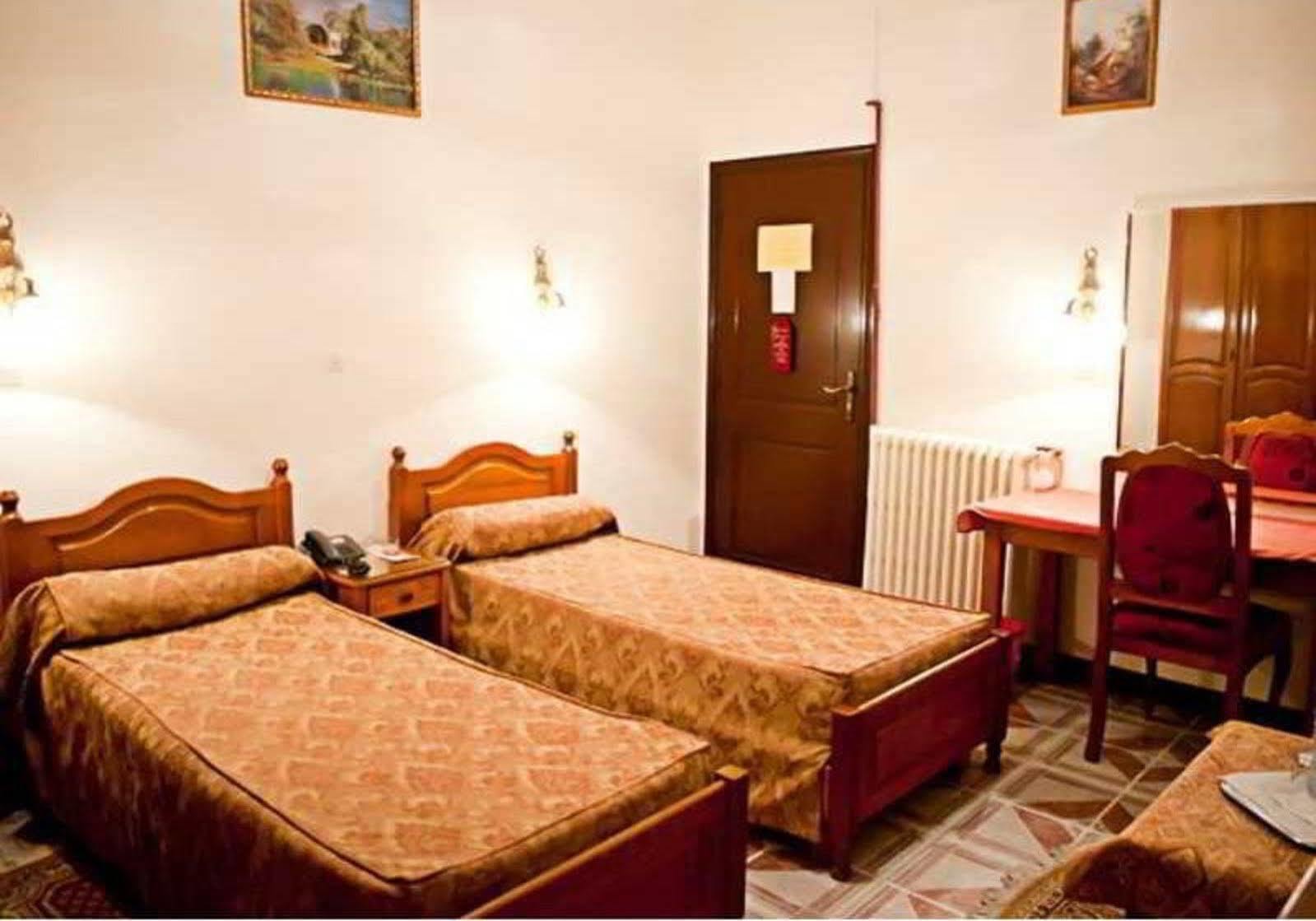 Hotel Suisse Algiers Luaran gambar