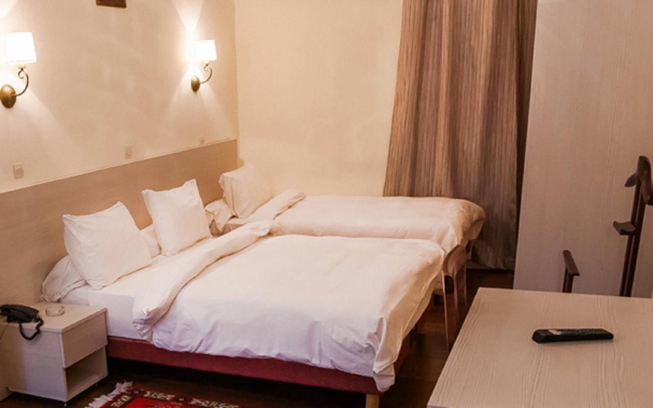 Hotel Suisse Algiers Luaran gambar
