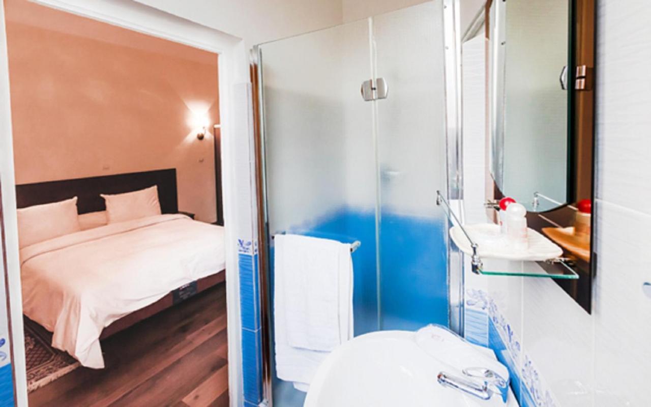 Hotel Suisse Algiers Luaran gambar